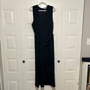 Elegant Black Sleeveless Jumpsuit